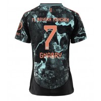 Camisa de Futebol Bayern Munich Serge Gnabry #7 Equipamento Secundário Mulheres 2024-25 Manga Curta